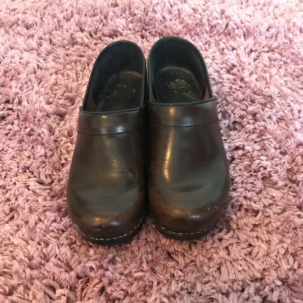 Women’s Brown Dansko Clogs Size 38
